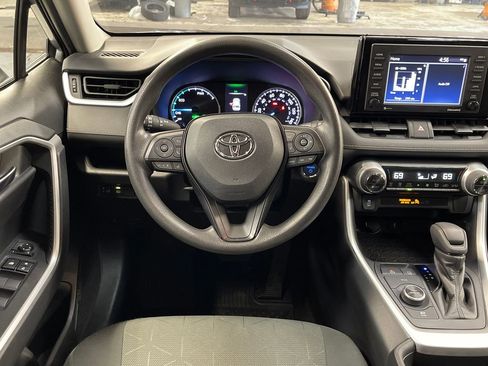 Certified 2021 Toyota RAV4 XLE AWD/4WD image 16