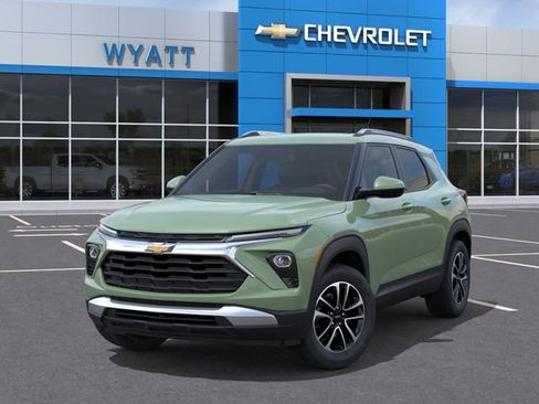New 2026 Chevrolet TrailBlazer LT w/ Convenience Package AWD/4WD image 7