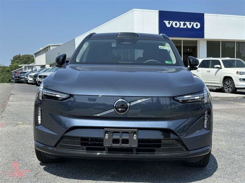 New 2025 Volvo EX90 Ultra image 21