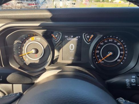 New 2025 Jeep Wrangler Unlimited Sport image 15