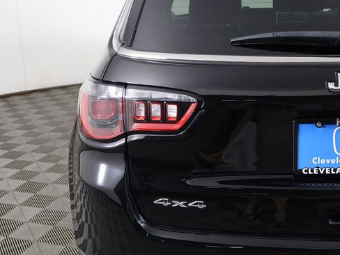 Used 2024 Jeep Compass Latitude w/ Sun and Sound Group AWD/4WD image 14