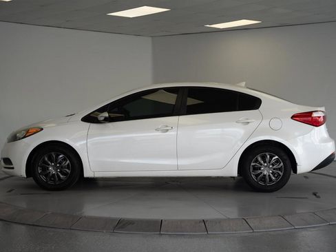 Used 2015 Kia Forte LX w/ Popular Package FWD image 4
