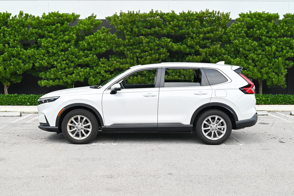 Used 2025 Honda CR-V EX image 5