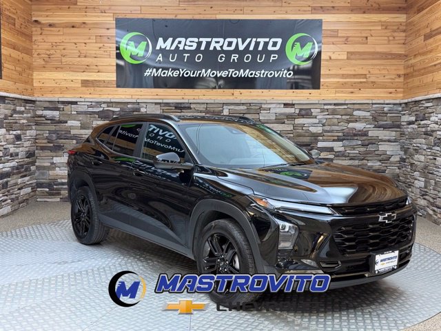 Used 2025 Chevrolet Trax ACTIV w/ Driver Confidence Package FWD image 1