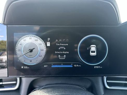 Used 2025 Hyundai Elantra SEL image 26