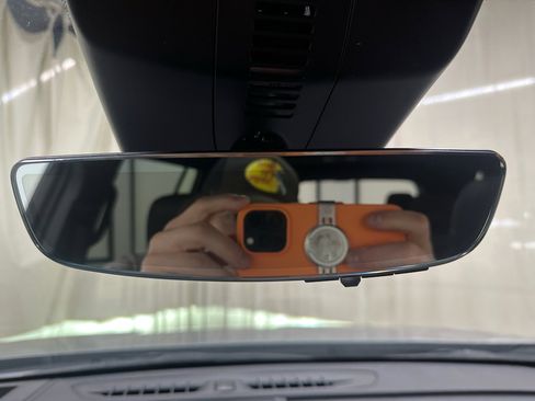 Certified 2025 Buick Enclave Avenir image 35