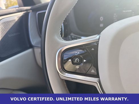 Certified 2023 Volvo XC60 B5 Ultimate w/ Climate Package image 22