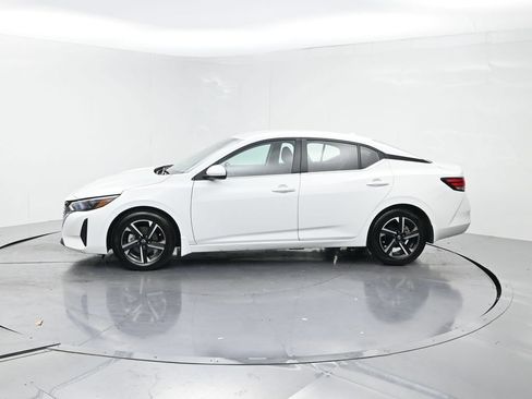 Used 2025 Nissan Sentra SV w/ All-Weather Package FWD image 3