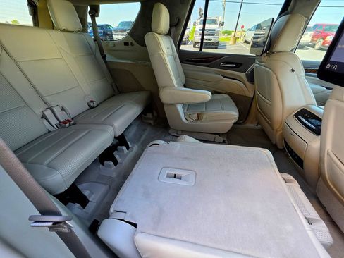 Used 2021 Cadillac Escalade Premium Luxury Platinum AWD/4WD image 82