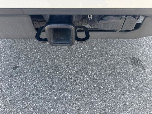 Certified 2025 Ford Expedition Active image 16