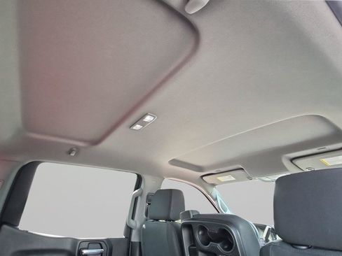 Used 2022 Chevrolet Silverado 1500 Custom AWD/4WD image 16