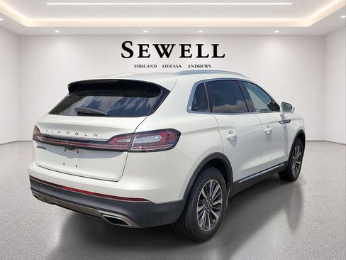 Certified 2023 Lincoln Nautilus FWD w/ Premium Package image 4