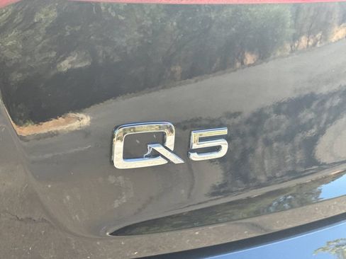 Used 2018 Audi Q5 2.0T Premium AWD/4WD image 38