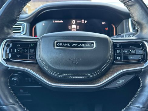 Used 2023 Jeep Grand Wagoneer Series II AWD/4WD image 33