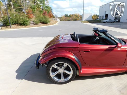 Used 2002 Chrysler Prowler RWD image 29