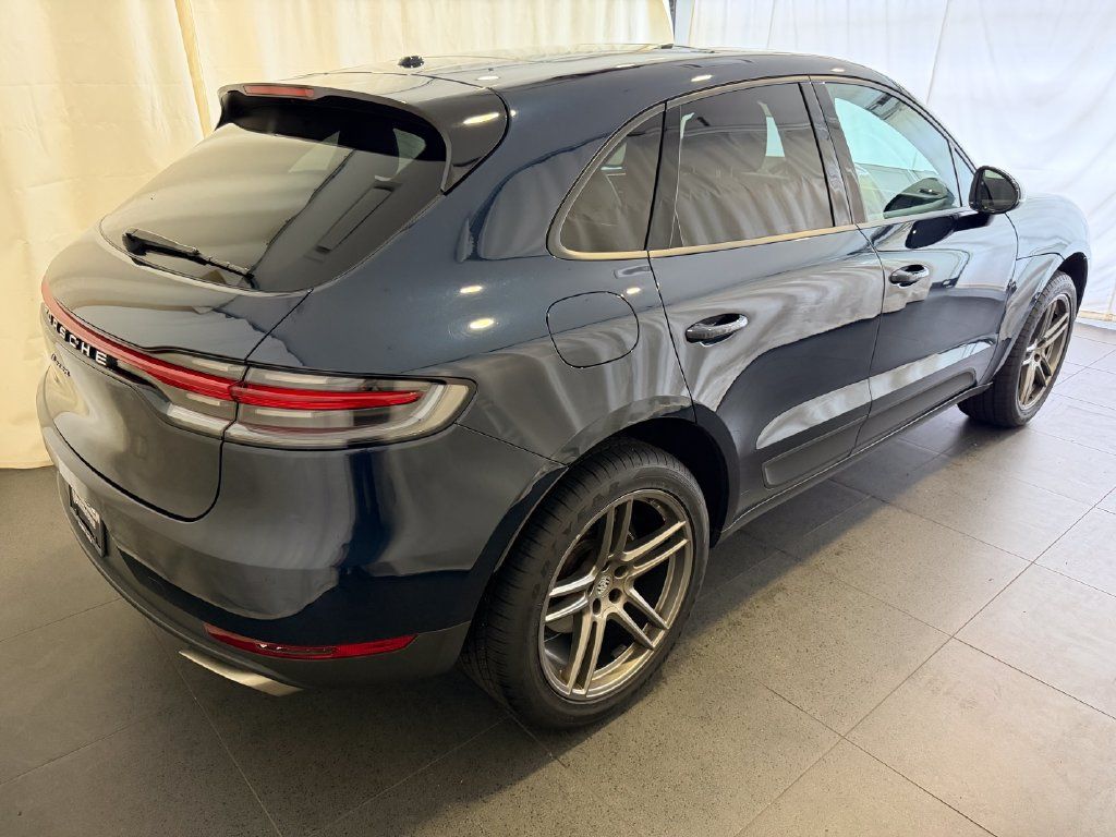 Certified 2020 Porsche Macan AWD/4WD image 9