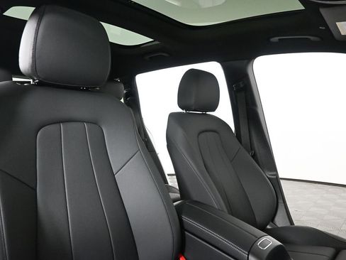 New 2026 Mercedes-Benz GLB 250 image 22