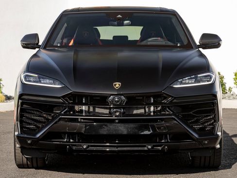 Used 2025 Lamborghini Urus SE AWD/4WD image 3