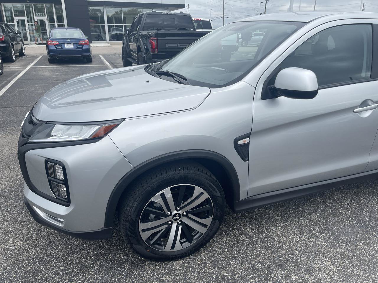 Used 2026 Mitsubishi Outlander Sport AWD image 12