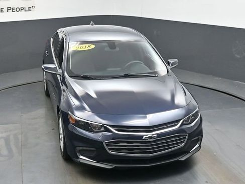 Used 2018 Chevrolet Malibu LT FWD image 46