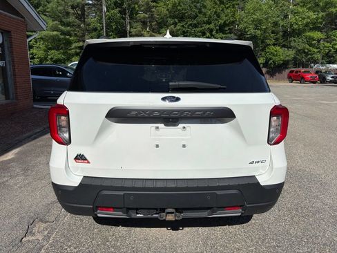 Used 2023 Ford Explorer Timberline w/ Timberline Technology Package AWD/4WD image 3