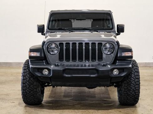 Used 2021 Jeep Wrangler Unlimited Sport AWD/4WD image 2