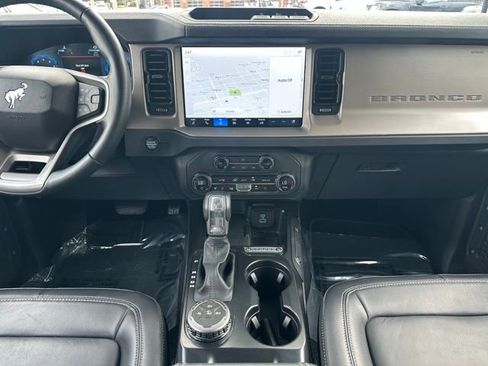 Certified 2025 Ford Bronco Outer Banks image 16