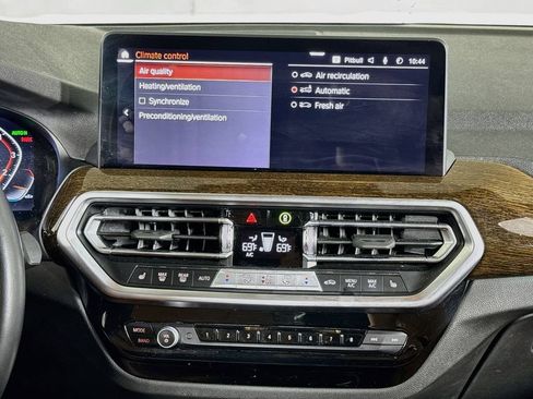 Used 2024 BMW X3 xDrive30i w/ Premium Package AWD/4WD image 16