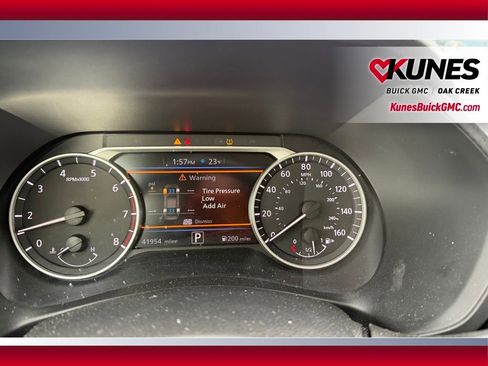 Used 2025 Nissan Sentra SV image 14