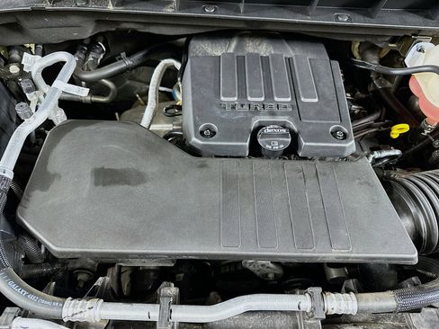 Used 2024 GMC Sierra 1500 Elevation image 31