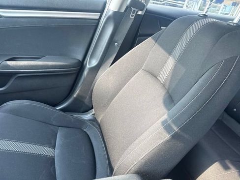 Used 2019 Honda Civic EX image 4
