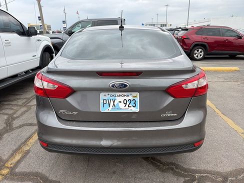 Used 2013 Ford Focus SE FWD image 3