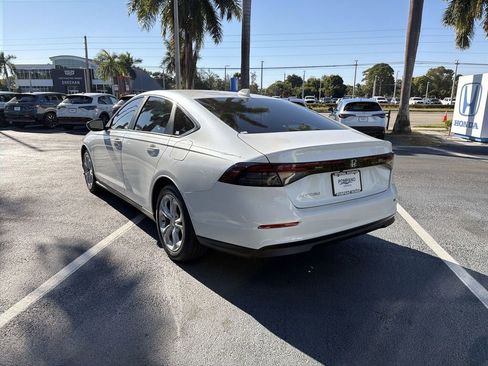 Certified 2025 Honda Accord LX image 9