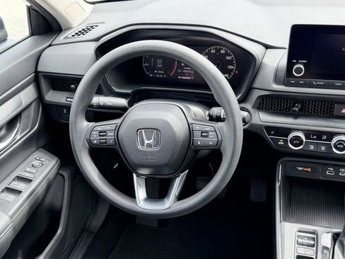 Used 2024 Honda CR-V EX image 14