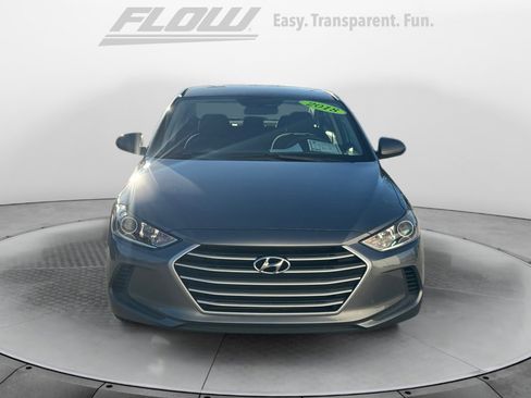 Used 2018 Hyundai Elantra SE w/ SE Connectivity Package 04 image 2