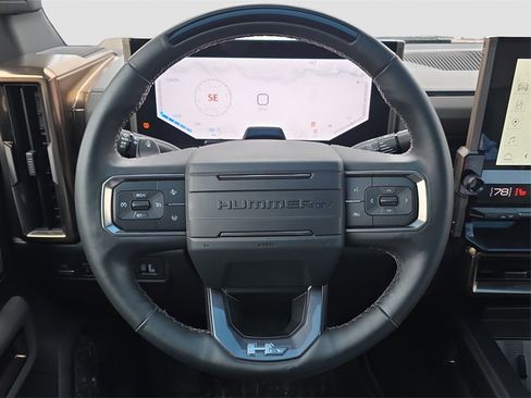 Used 2024 GMC Hummer EV 3X w/ LPO, Illumination Package image 9