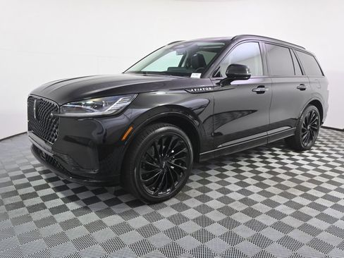 New 2026 Lincoln Aviator Reserve AWD/4WD image 2