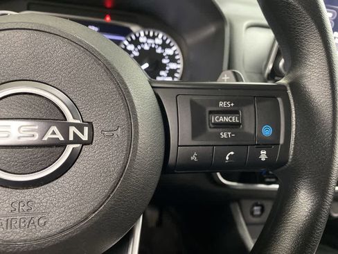 Used 2024 Nissan Rogue SV image 21