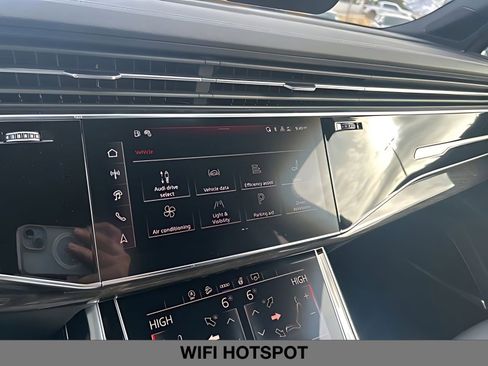 New 2026 Audi Q7 3.0T Premium Plus AWD/4WD image 29