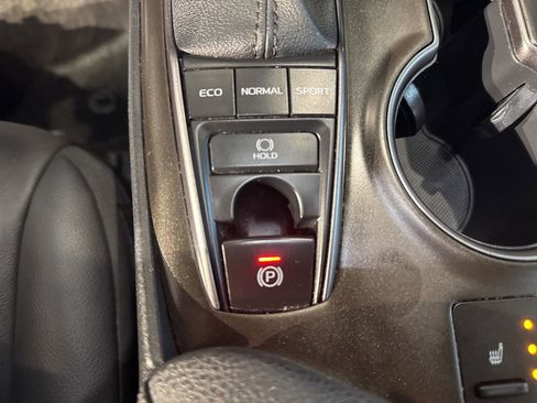 Used 2023 Toyota Camry XSE image 25