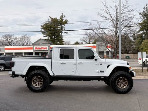 Used 2021 Jeep Gladiator Overland image 5