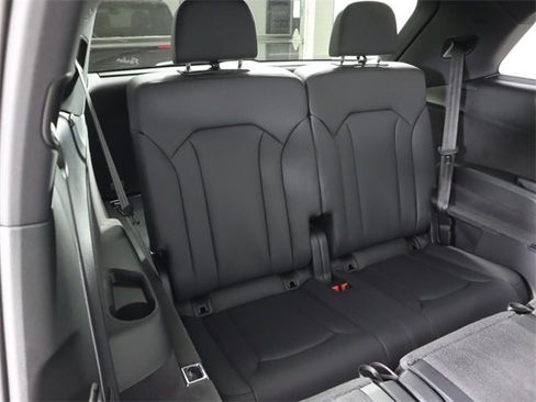 Certified 2025 Audi Q7 2.0T Premium Plus w/ Premium Plus Package image 24