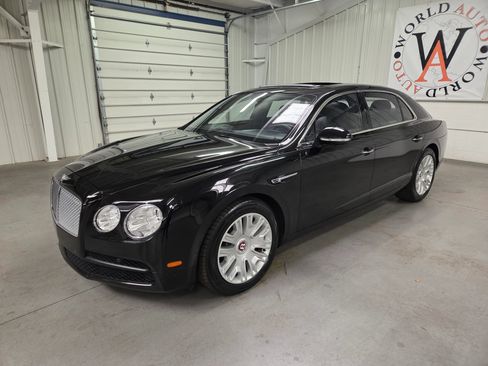 Used 2018 Bentley Flying Spur V8 AWD/4WD image 2