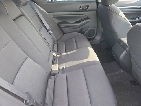 Used 2023 Nissan Altima 2.5 SV image 13