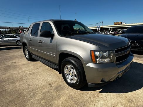 Used 2008 Chevrolet Avalanche LT w/ Convenience Package #1 image 7