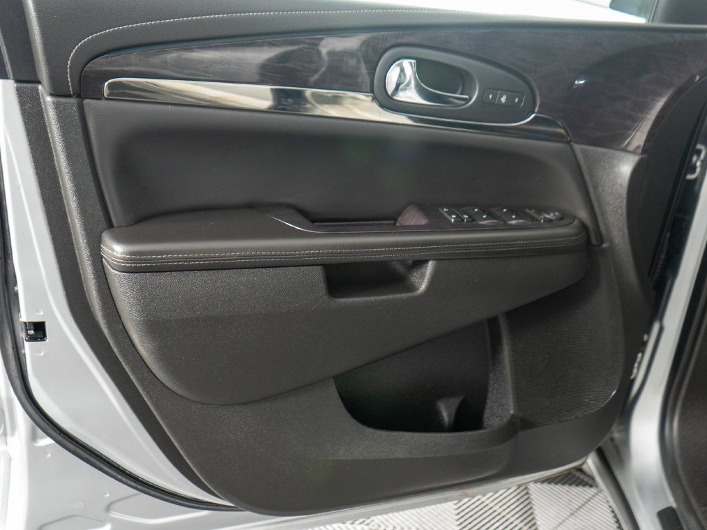 Used 2015 Buick Enclave Leather AWD/4WD image 23