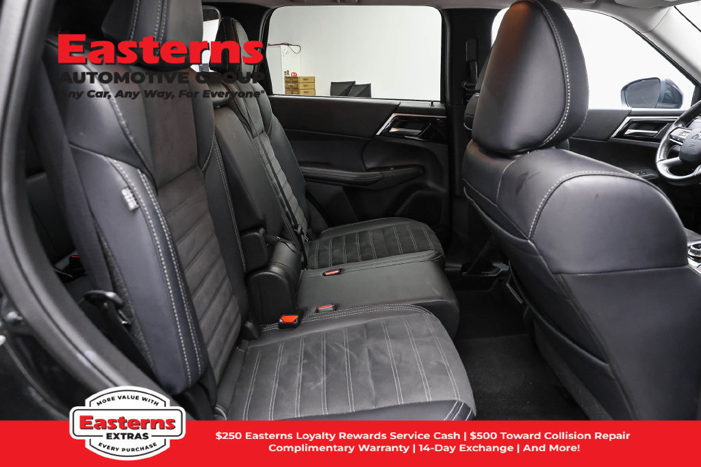 Used 2024 Mitsubishi Outlander SE FWD image 22