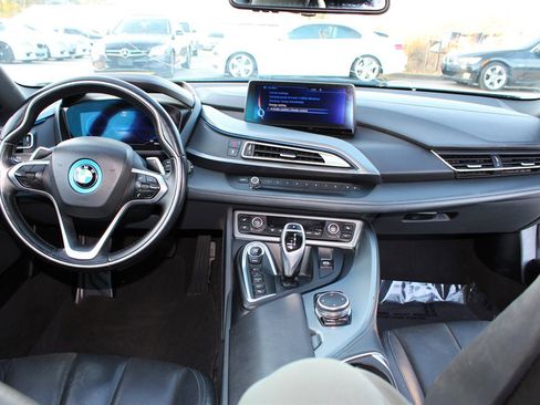 Used 2015 BMW i8 image 21