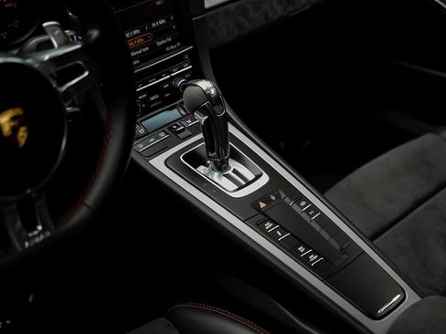 Used 2014 Porsche 911 GT3 RWD image 52