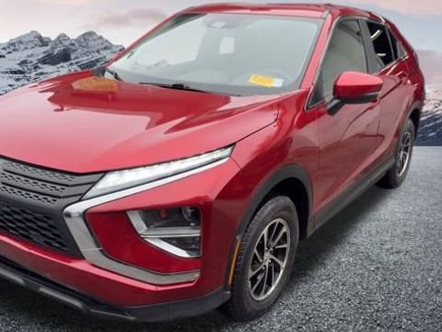 Used 2022 Mitsubishi Eclipse Cross ES image 1